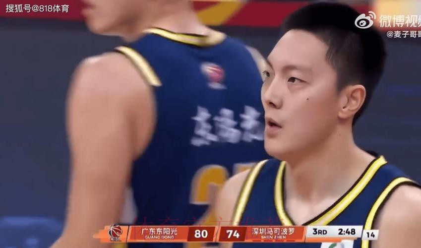 怒了!CBA官方解说广东德比:谁要球声音特别喜感 像猿类啼叫的声音